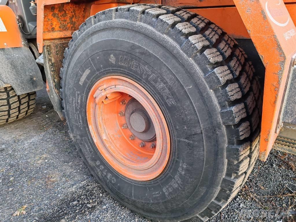 Doosan DL 220 Naudoti ratiniai krautuvai