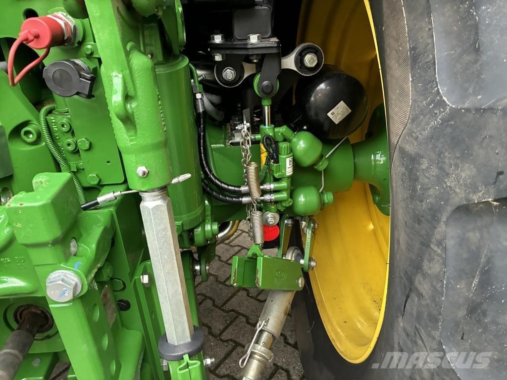 John Deere 6R150 Traktoriai