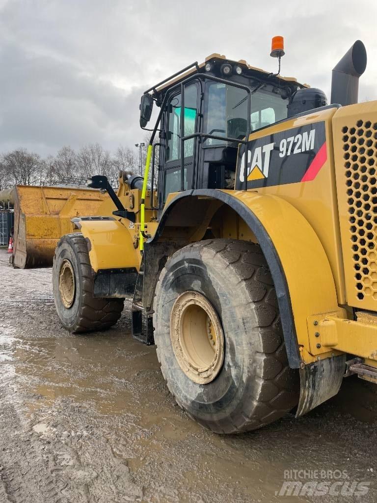 CAT 972 M Naudoti ratiniai krautuvai