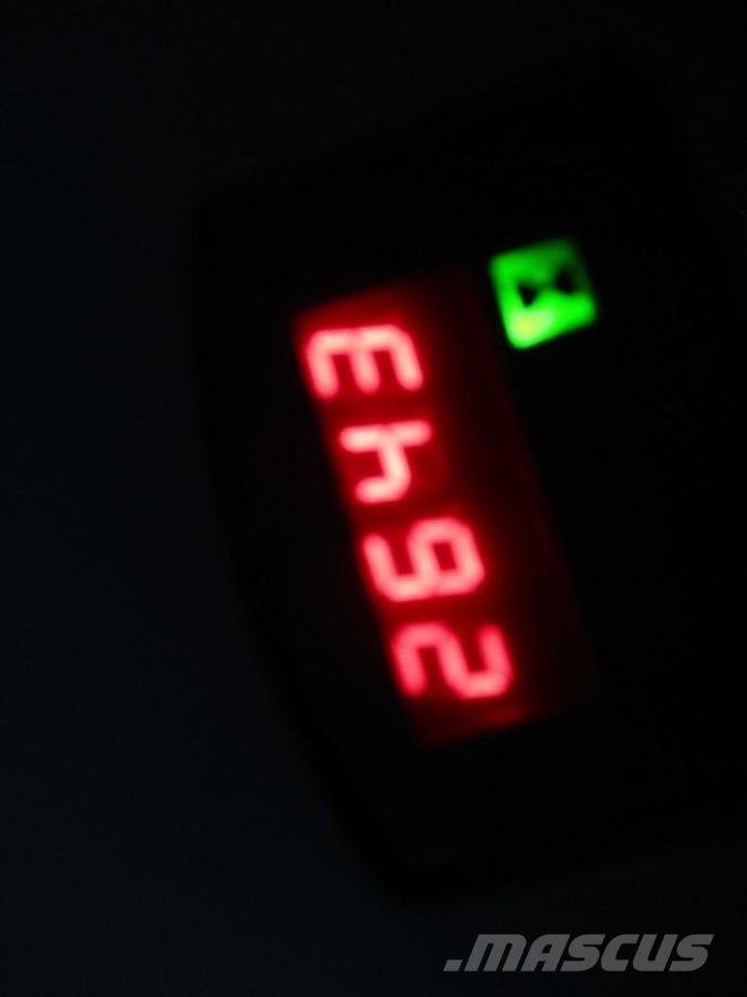 BT SPE125 Žemų aukščių keltuvai su platforma