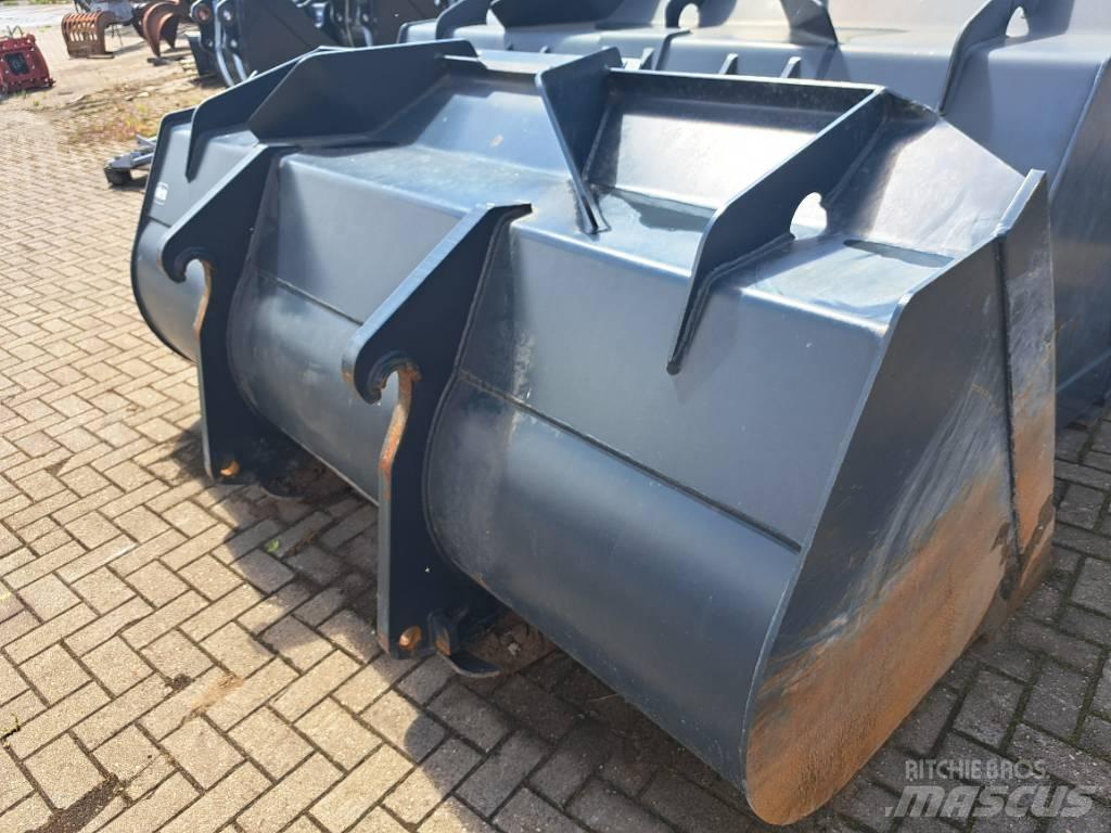 Hyundai HL955A Kaušai