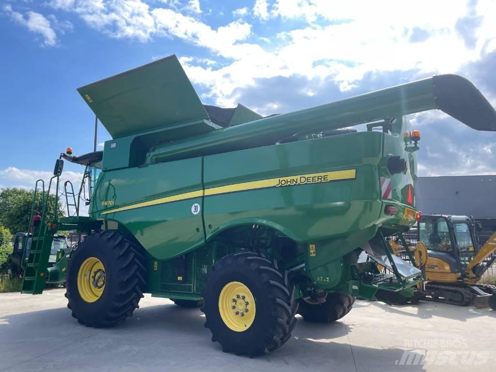 John Deere S670 4x4 Derliaus nuėmimo kombainai