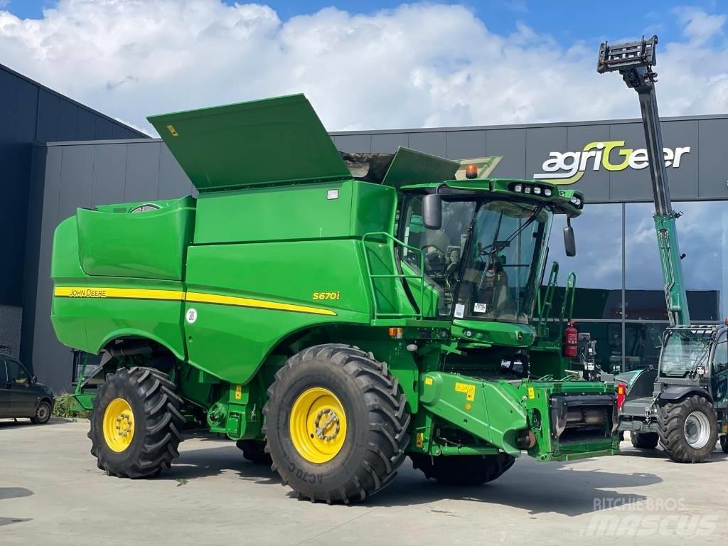 John Deere S670 4x4 Derliaus nuėmimo kombainai