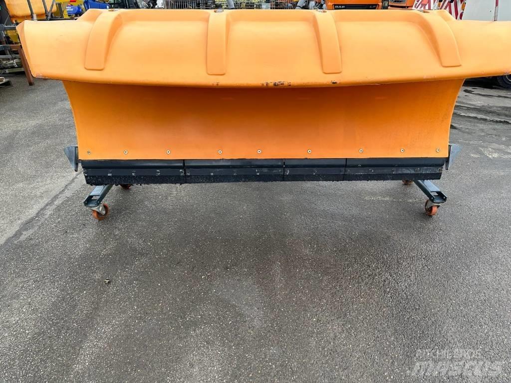 Nido SNK 27 VPZ 240 Sniego peiliai ir valytuvai