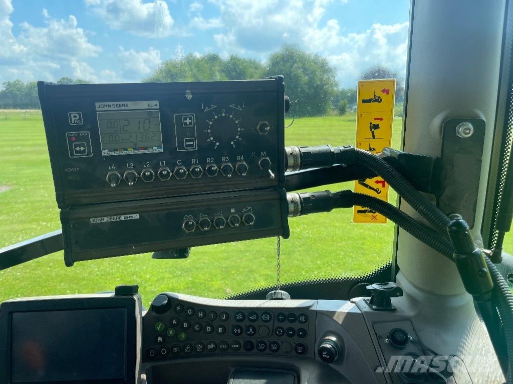 John Deere 732 Prikabinami purkštuvai