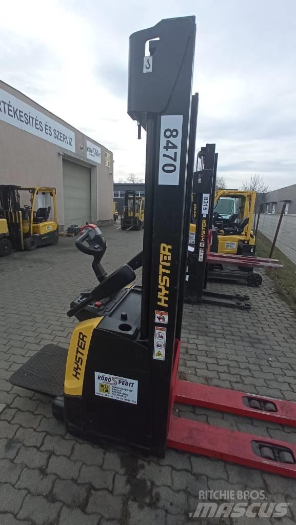 Hyster S1.4S Rankiniai vėžimėliai
