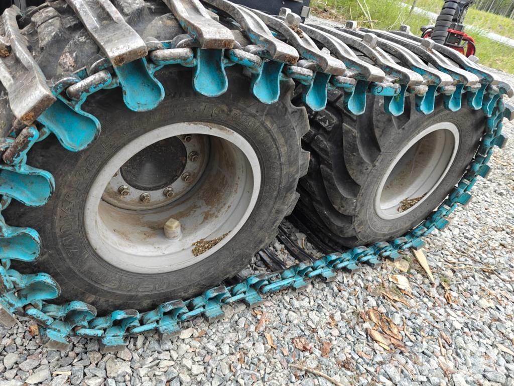 Komatsu 901 XC Miško technika (Harvesteriai)