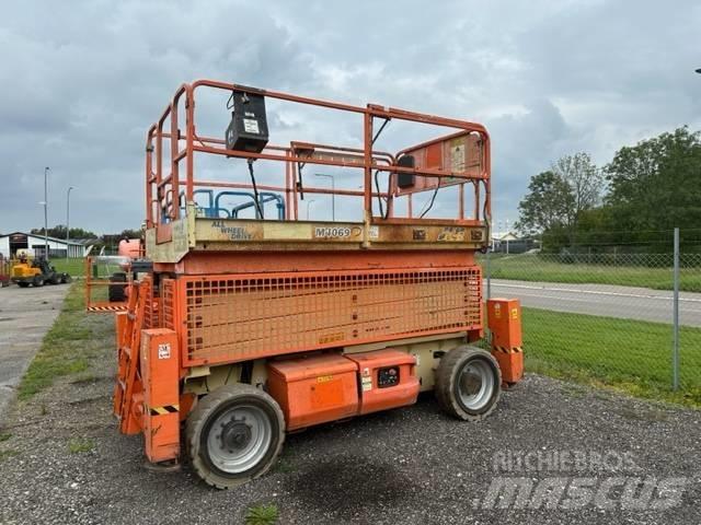JLG M4069 Žirkliniai keltuvai