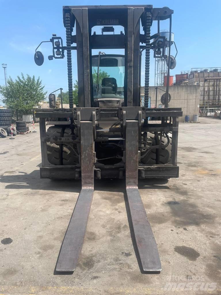 Kalmar DCG 250-12LB Dyzeliniai krautuvai