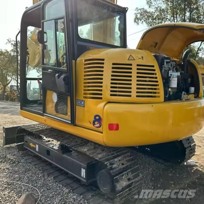 Komatsu PC 70 Vikšriniai ekskavatoriai