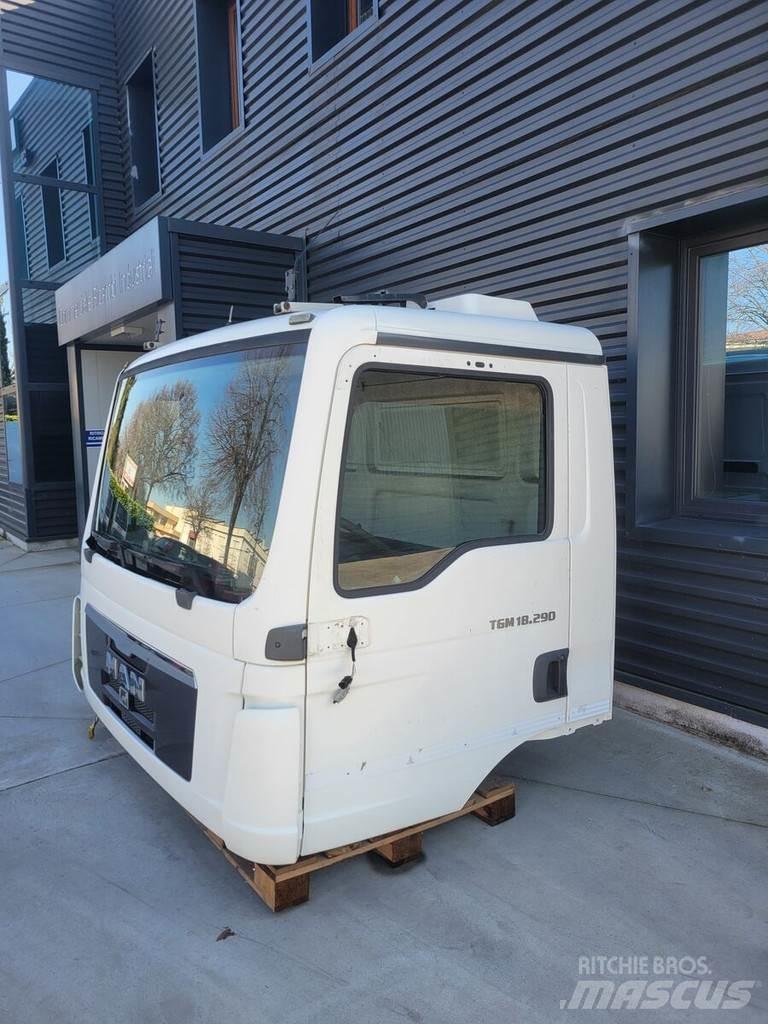 MAN TGM - Day cab Kabinos ir salonai
