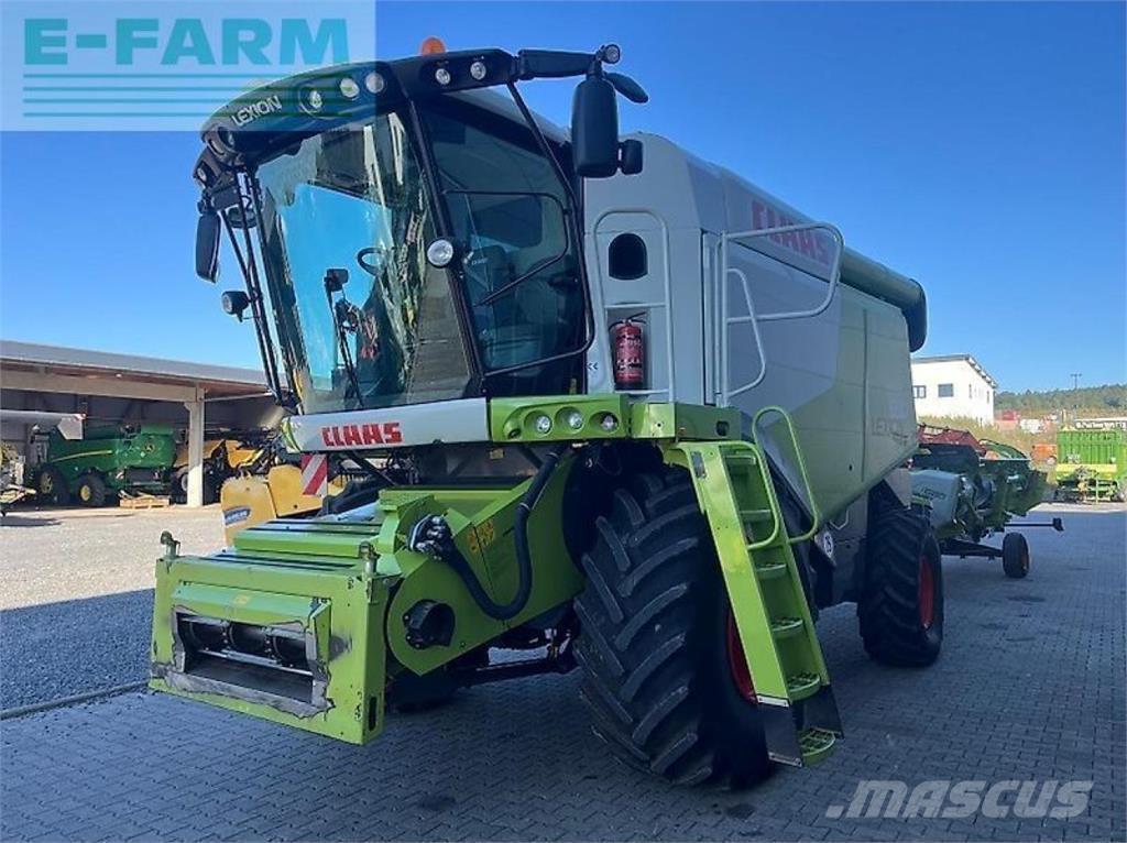 CLAAS lexion 630 Derliaus nuėmimo kombainai