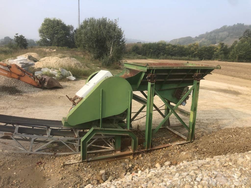 O&K 1060x600 Mobilūs smulkintuvai