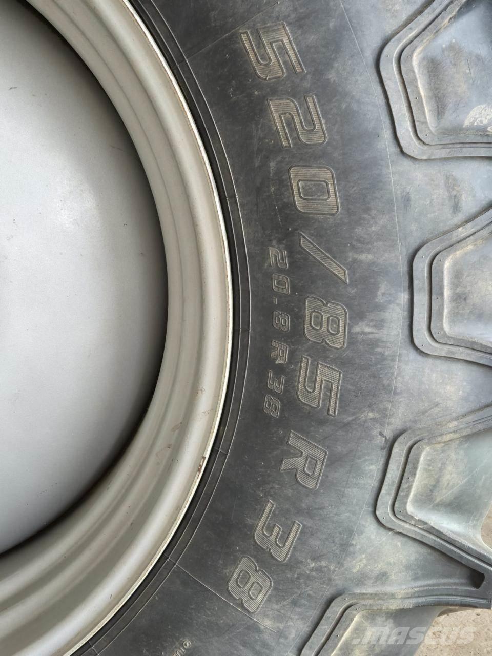 Amazone UX 4200 Prikabinami purkštuvai