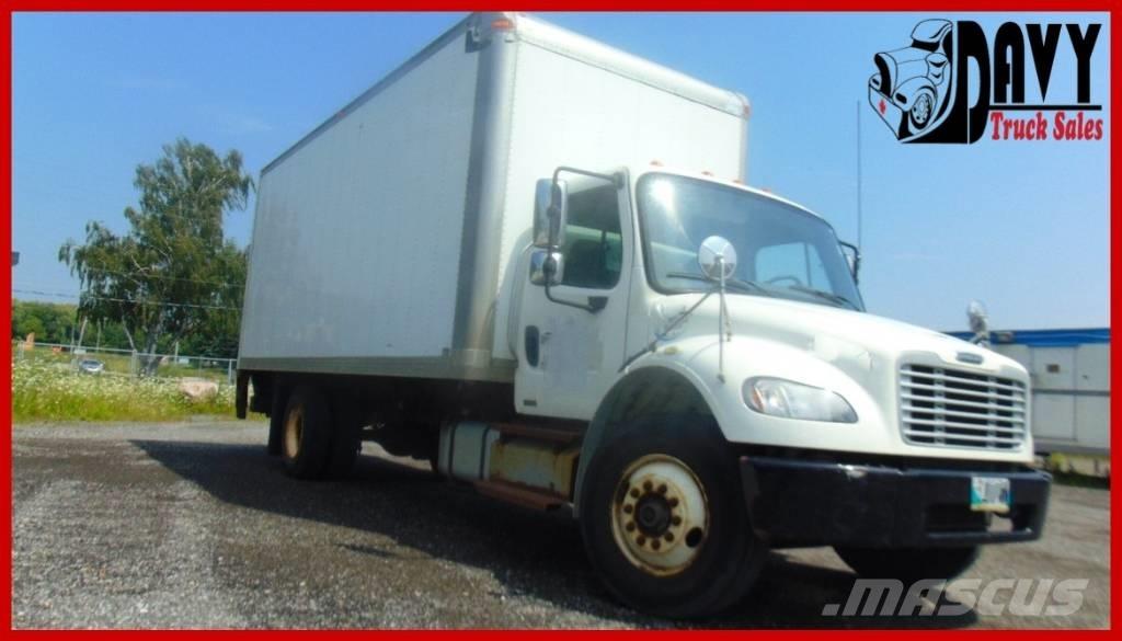 Freightliner M2 Sunkvežimiai su dengtu kėbulu