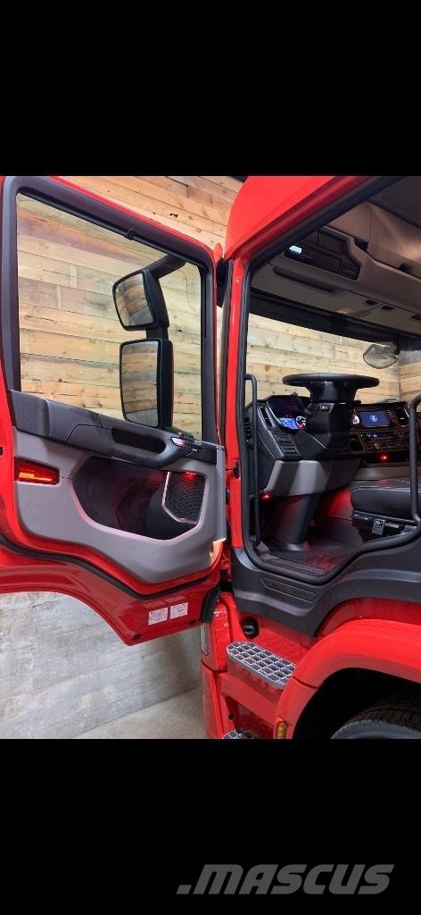 Scania P 280 Sunkvežimiai su dengtu kėbulu