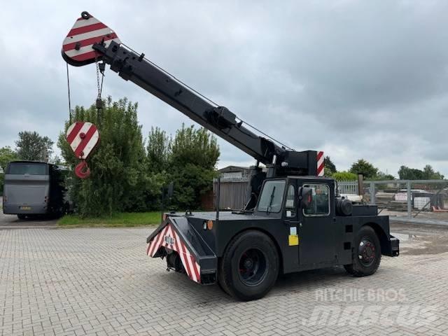 Grove IND 36 Visureigiai kranai