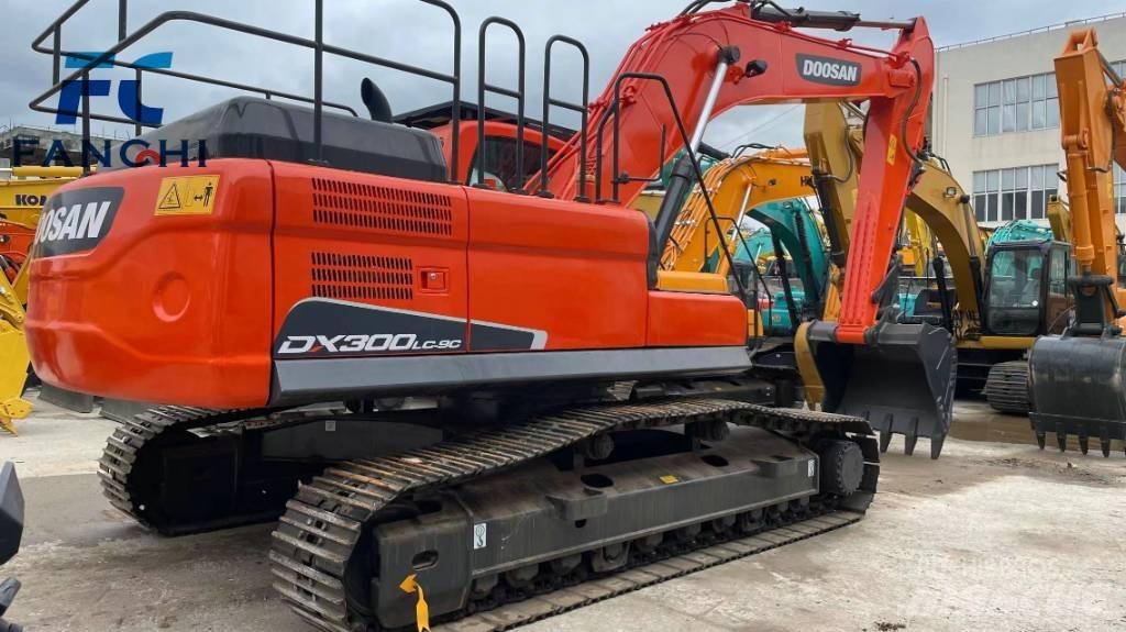 Doosan DX 300 LC Vikšriniai ekskavatoriai