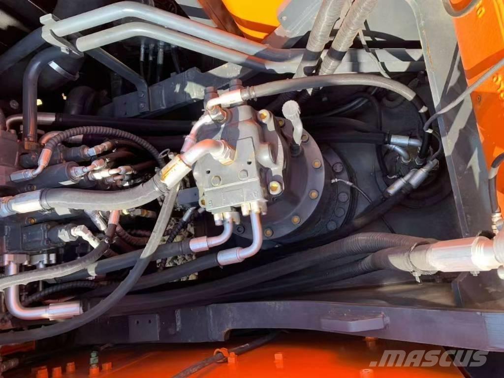 Doosan 300-7 Vikšriniai ekskavatoriai