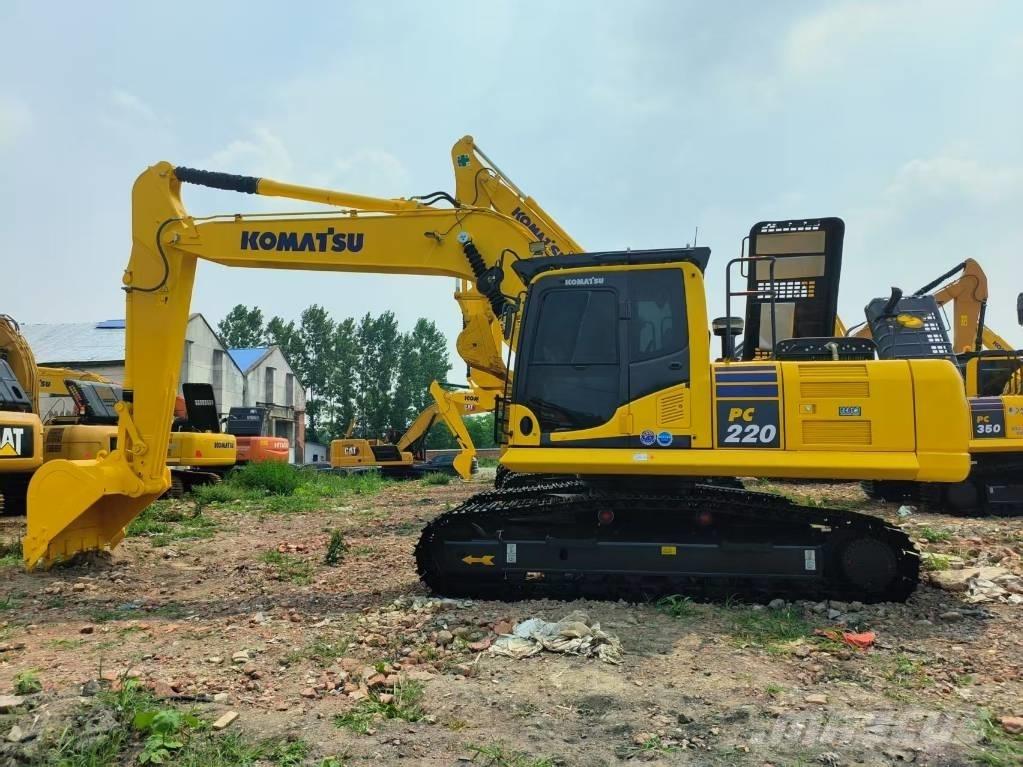 Komatsu PC 220-8 Vikšriniai ekskavatoriai