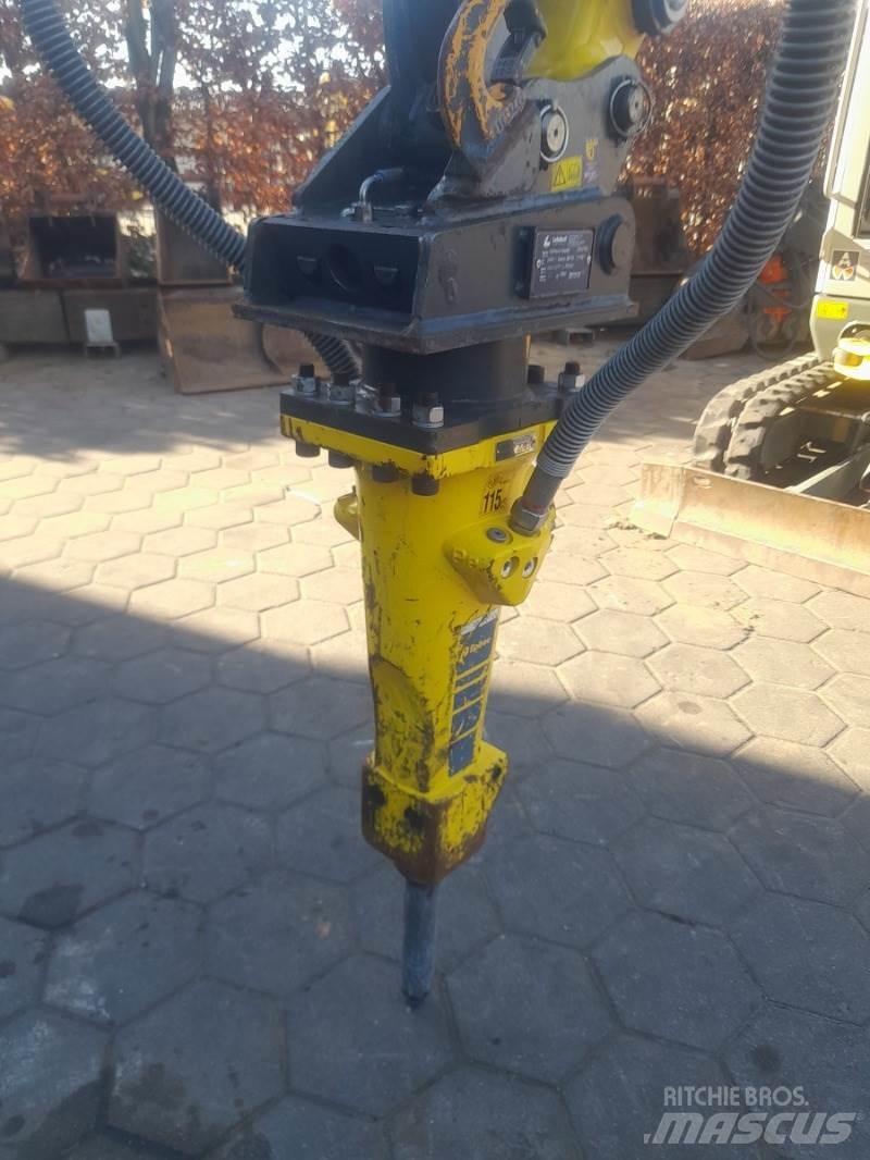Atlas Copco SB102 Hidrauliniai kūjai / Trupintuvai