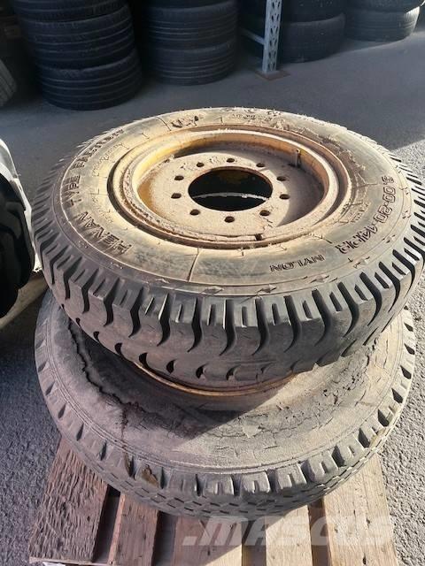  BM621 Hjul 9,00x20 Padangos, ratai ir ratlankiai