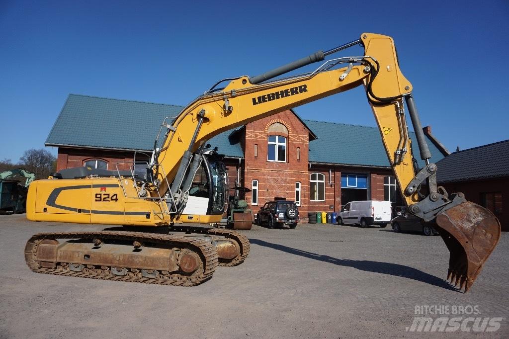 Liebherr R 924 LC Vikšriniai ekskavatoriai