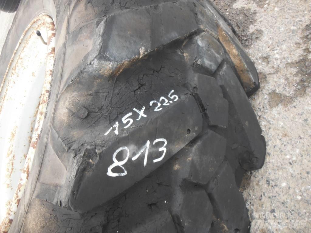 Michelin 15R22.5 Padangos, ratai ir ratlankiai