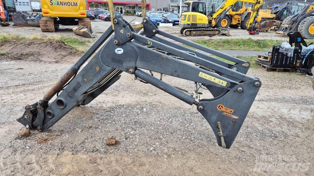 Hauer POM-C 150 Frontaliniai krautuvai ir ekskavatoriai
