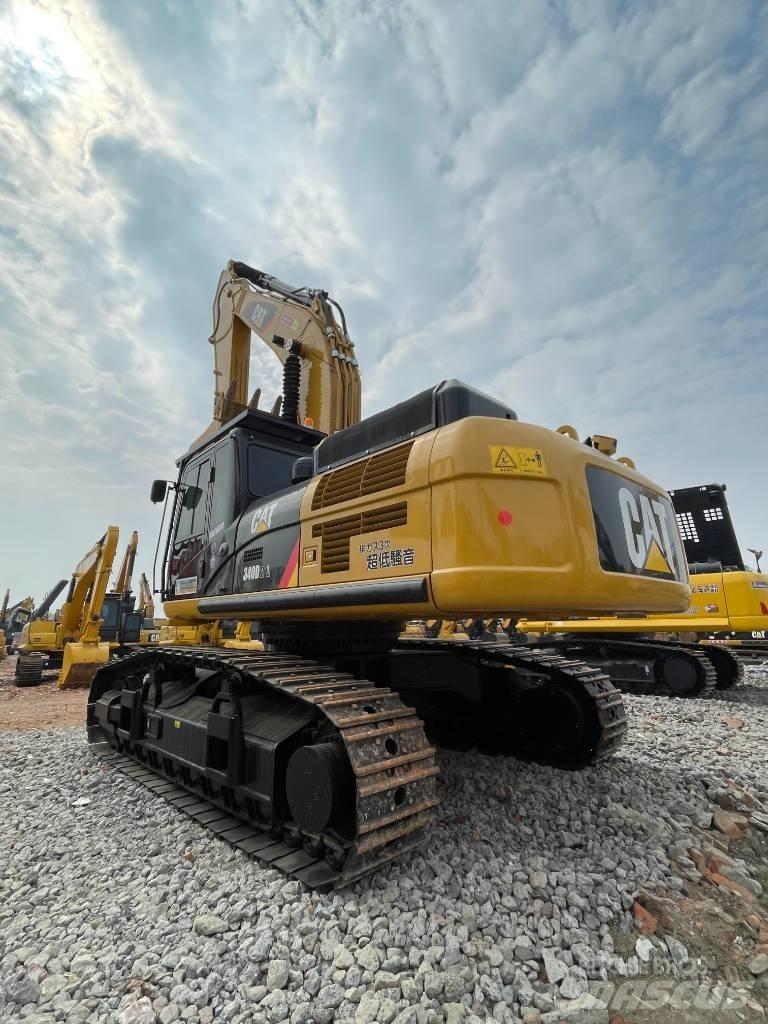 CAT 340 Vikšriniai ekskavatoriai