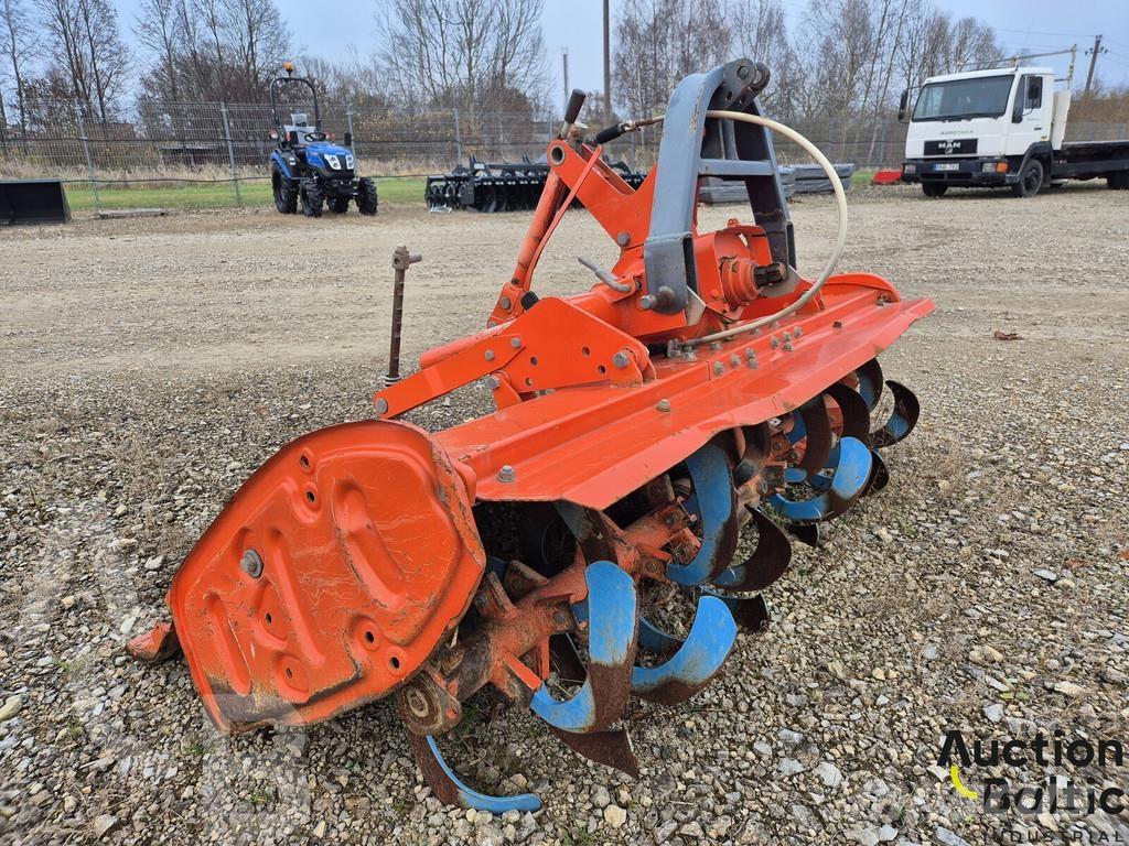 Kubota R 15T Varomosios akėčios ir žemės frezos