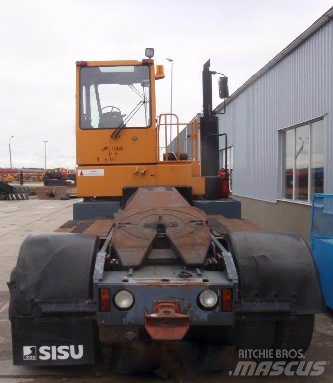 Sisu TRX 242 Naudoti terminalų vilkikai