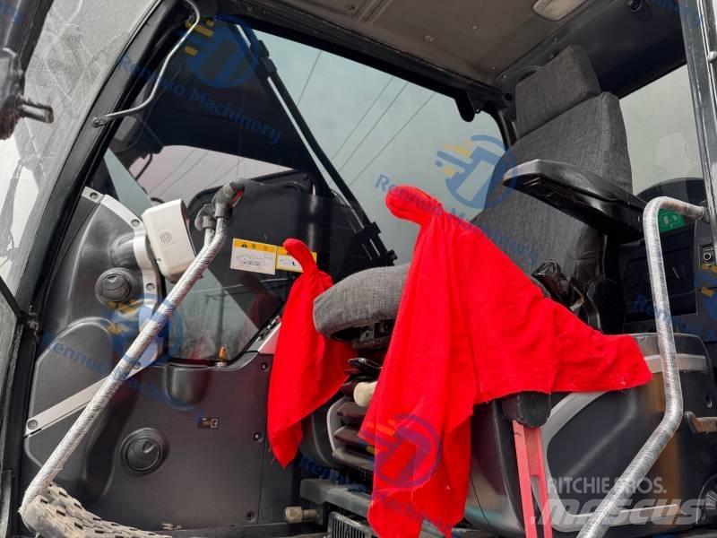 Hyundai R220LC-9S Vikšriniai ekskavatoriai