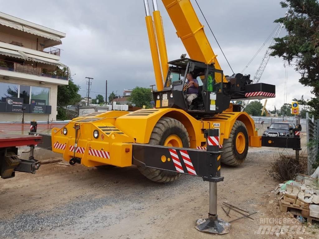 Grove RT 740 Neapdoroto reljefo kranai