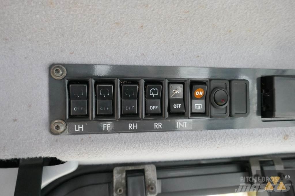 Komatsu D85PX-15 Vikšriniai buldozeriai
