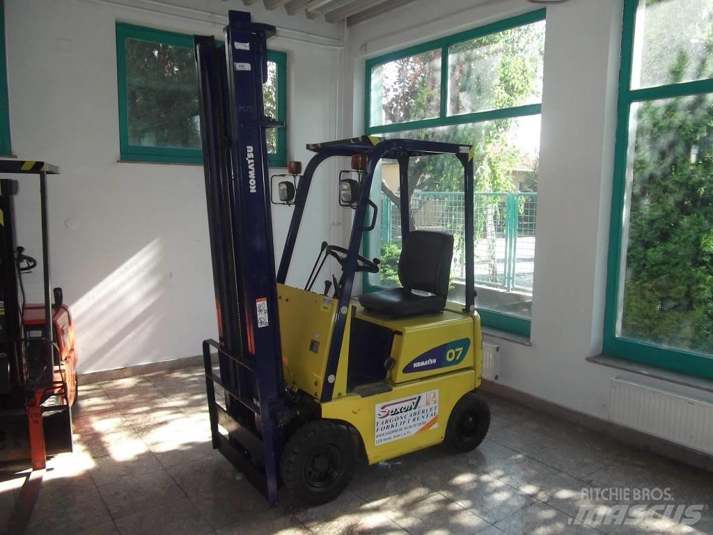 Komatsu FG07-3 LPG (dujiniai) krautuvai