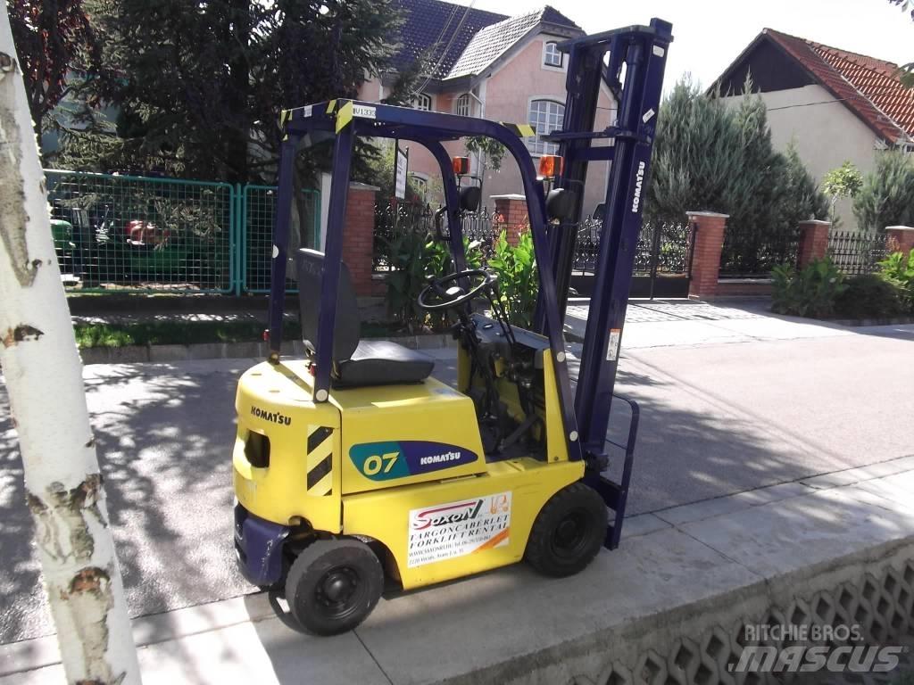 Komatsu FG07-3 LPG (dujiniai) krautuvai