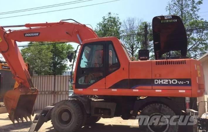 Doosan DH210W Ratiniai ekskavatoriai