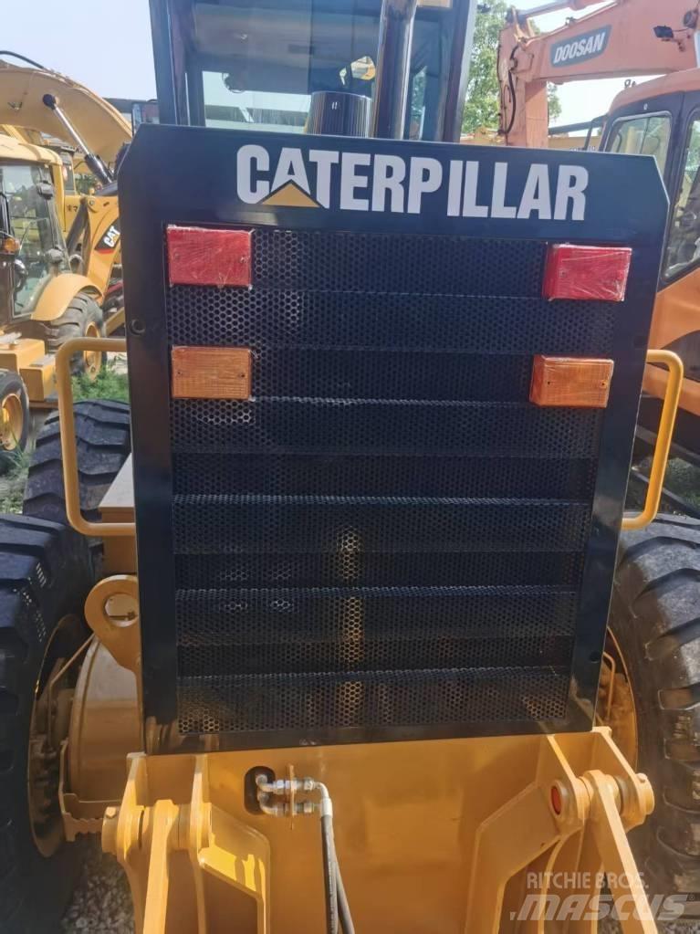 CAT 12 G Greideriai