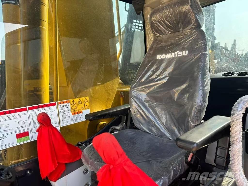 Komatsu PC 240 Vikšriniai ekskavatoriai