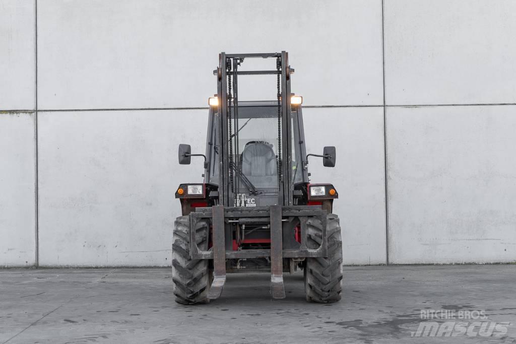 Manitou M 30-4 Dyzeliniai krautuvai