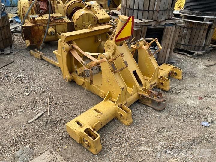 CAT 140 H Ripper Kiti naudoti statybos komponentai