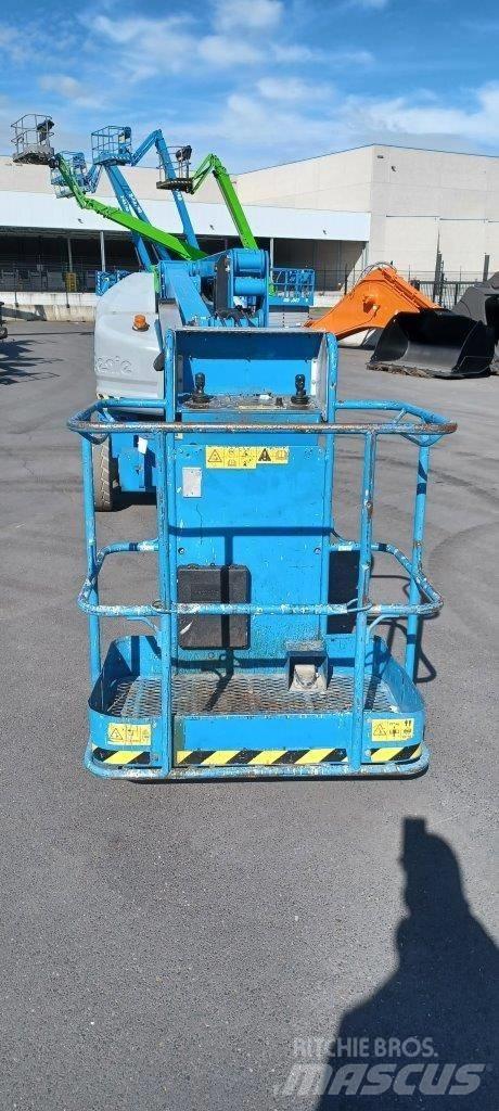 GENIE Z-40/23N RJ Alkūniniai keltuvai