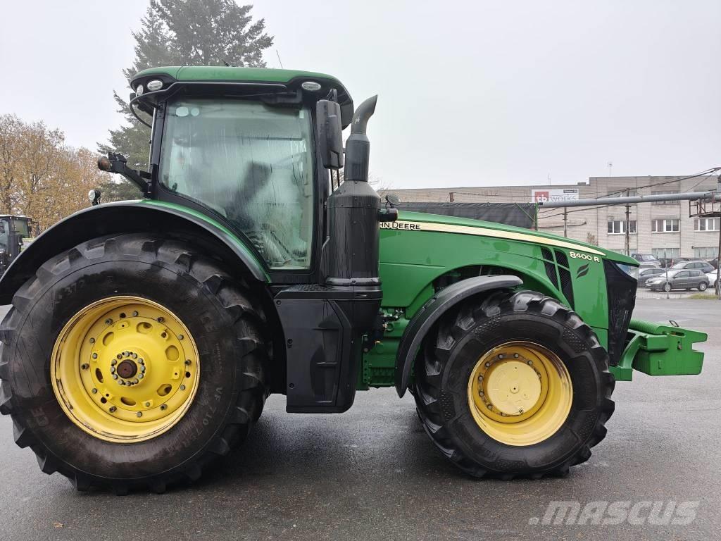 John Deere 8400R Traktoriai