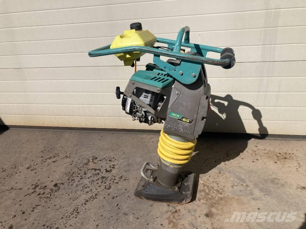 Ammann ACR 68 Plūktuvai