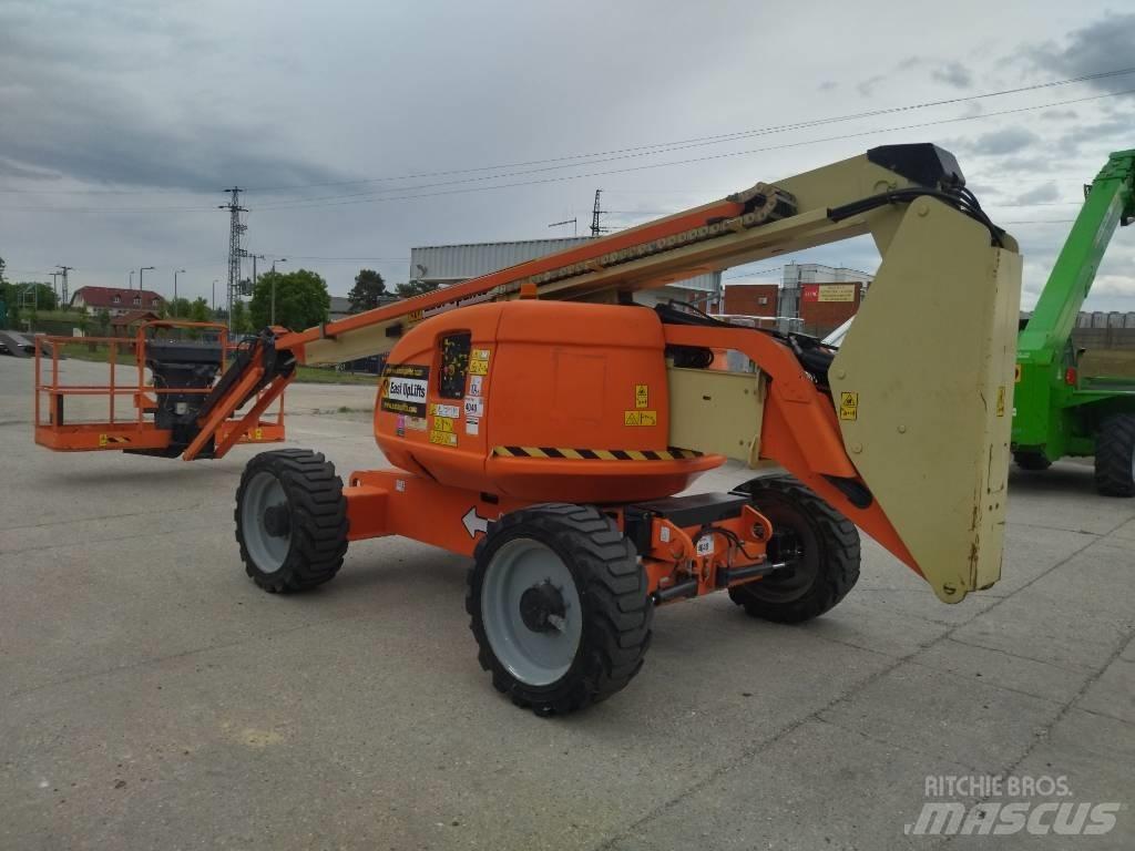 JLG 600 AJ Alkūniniai keltuvai
