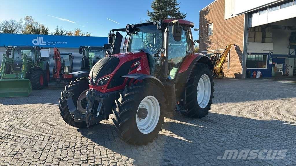 Valtra N134 0 Traktoriai