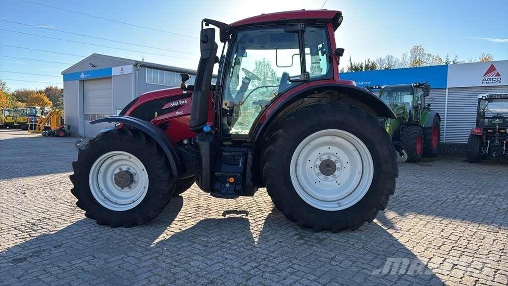 Valtra N134 0 Traktoriai