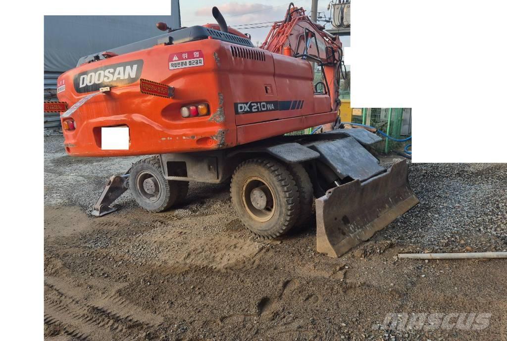 Doosan DX210W Ratiniai ekskavatoriai