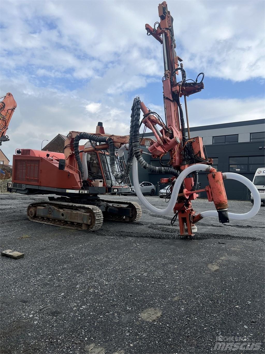 Sandvik DQ 500 Žemės paviršiaus gręžimo technika